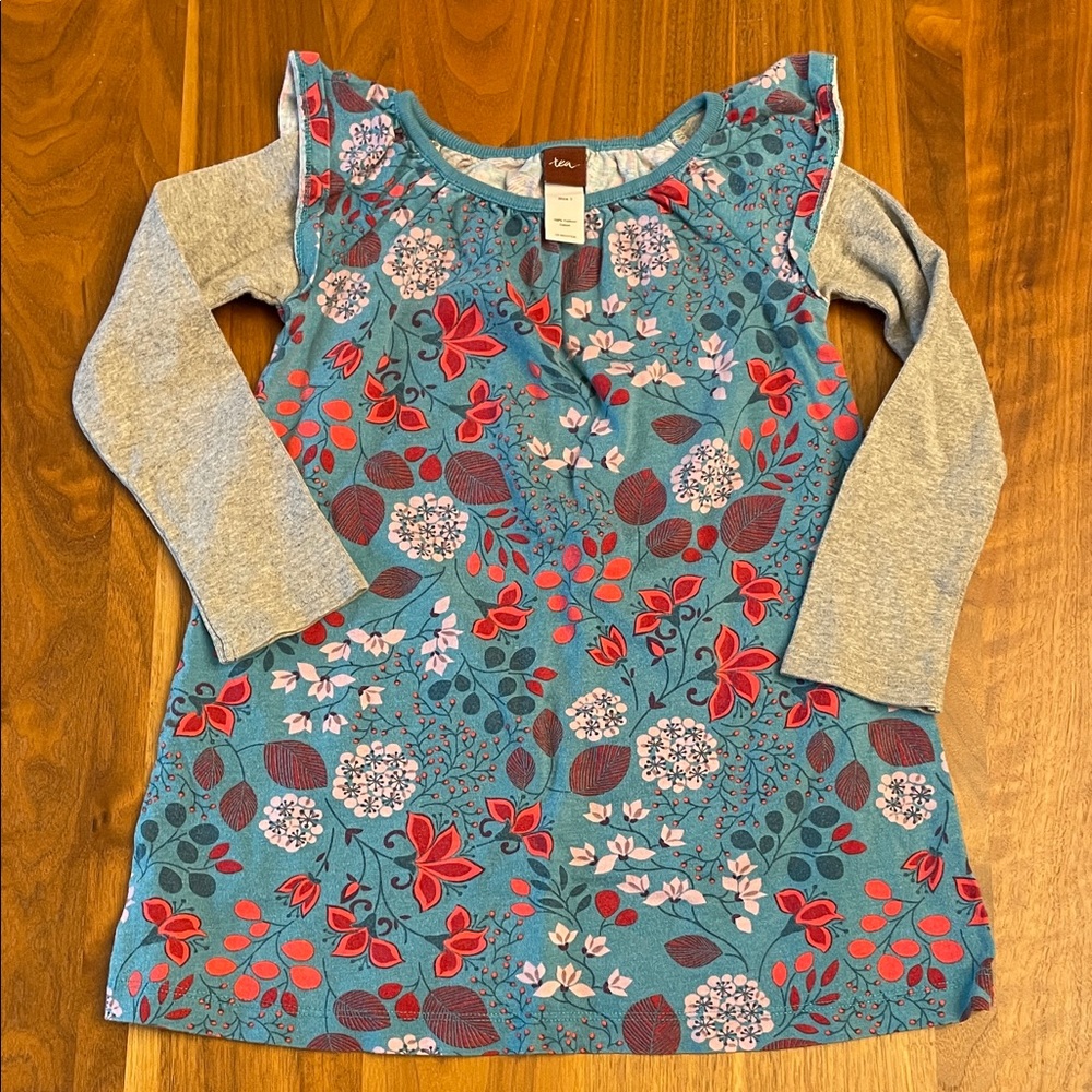 Tea Collection Blue and Gray Floral Long Sleeve Tee